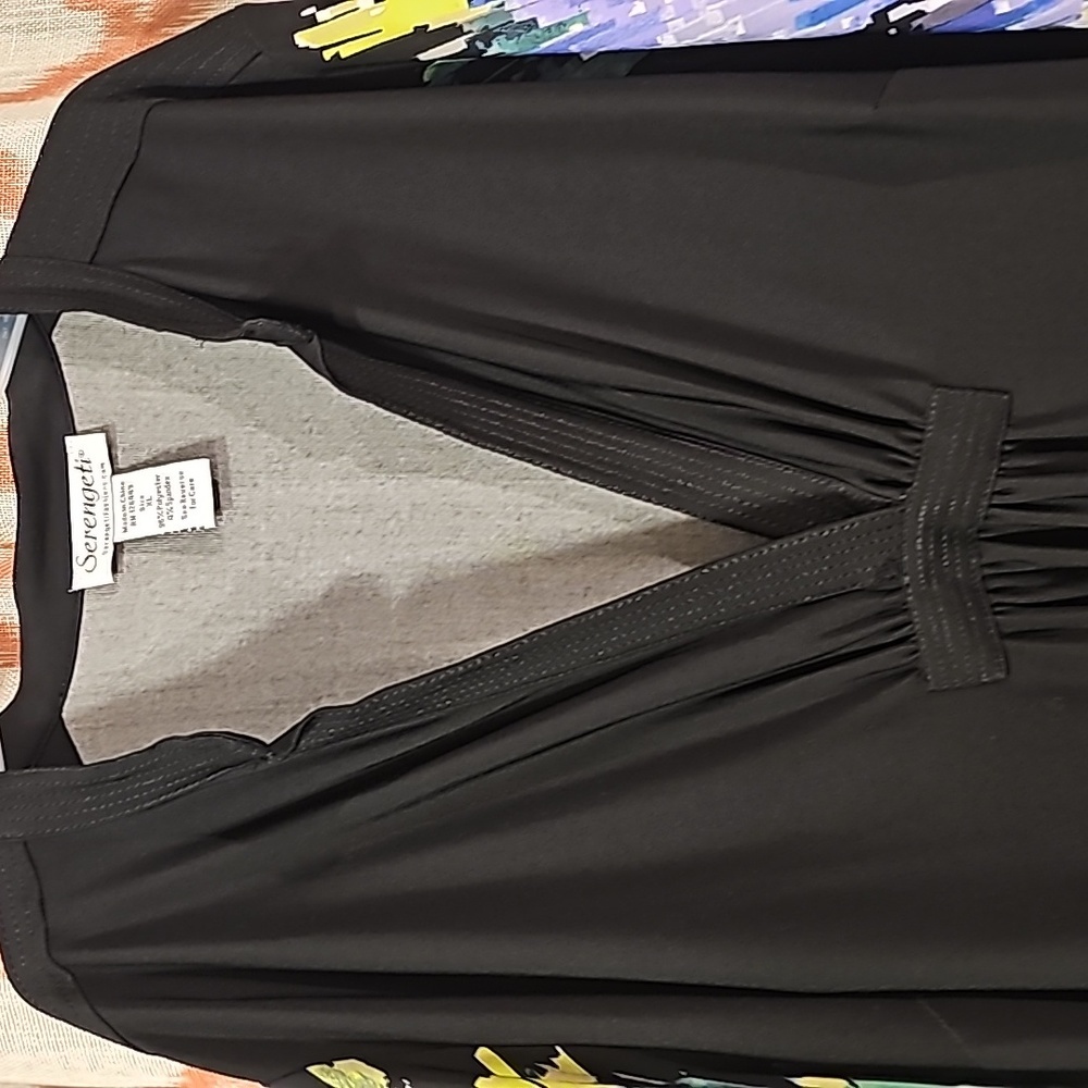 Women's Dress - Picture 5 of 7